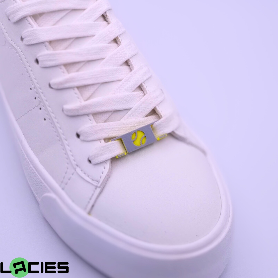 Lacies Tennisball